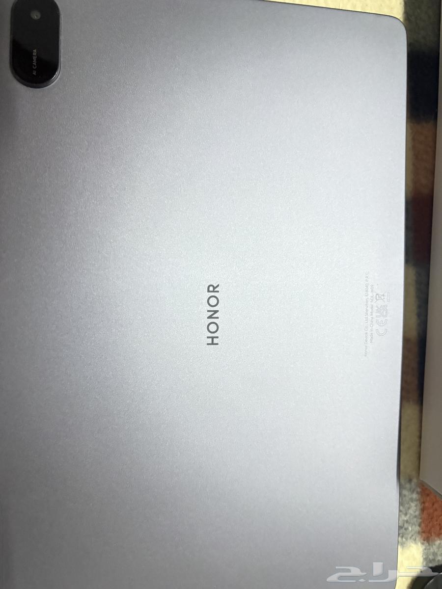 Hello, I'm selling my iPad Pro 8a, my brother's new one, limited use64315504785283114