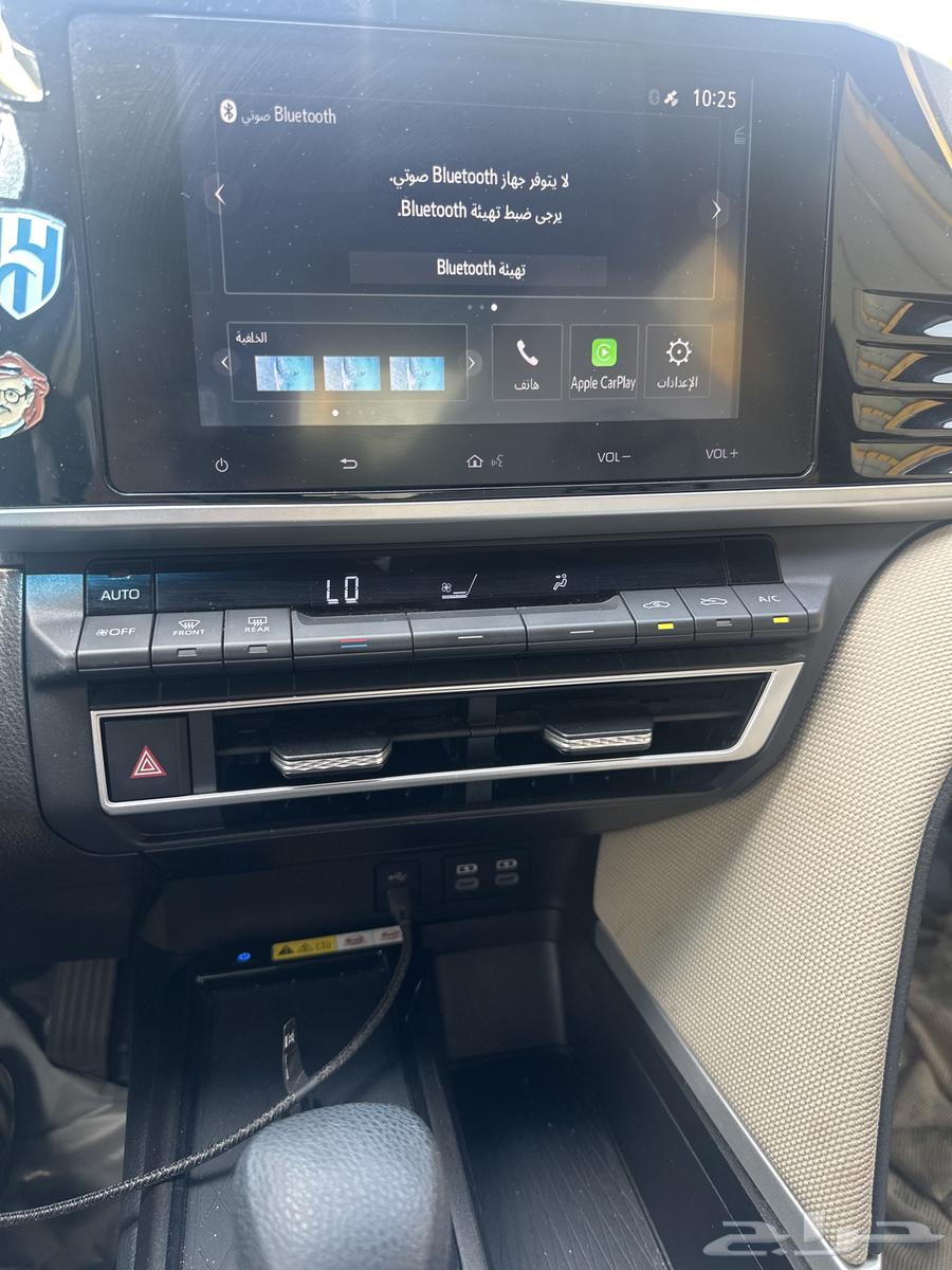 CarPlay screen works for everything, YouTube, Shahid, and Netflix64455907469571111