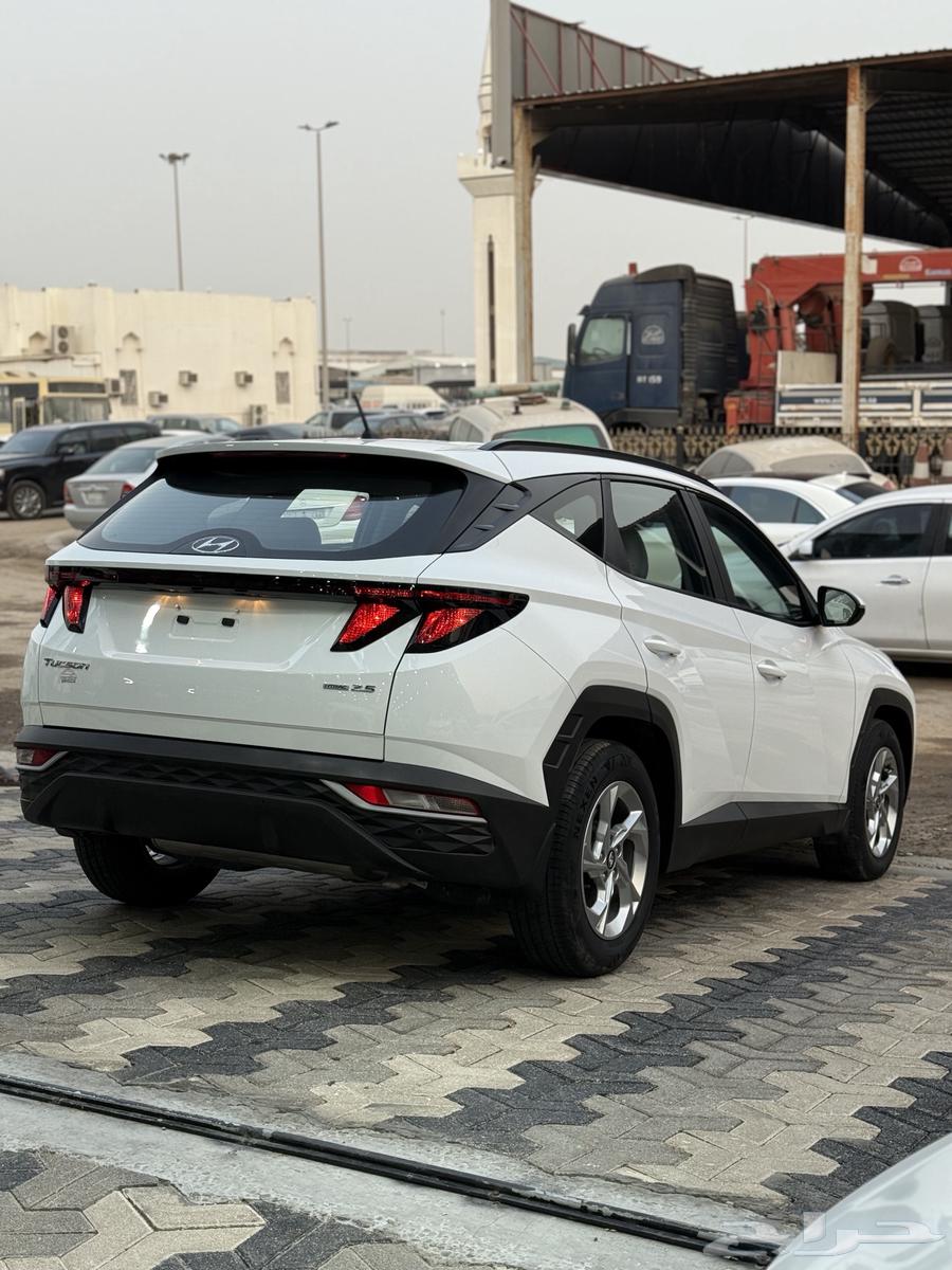 هونداي توسان 2022 دفع رباعي ( محرك كبير بنزين ) عداد 8 الاف64459229249154113