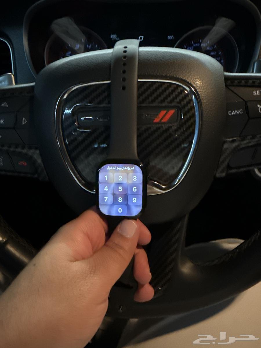 ساعة ابل الاصدار العاشر اخر اصدار لون اسود بكامل الملحقات64321860403458110