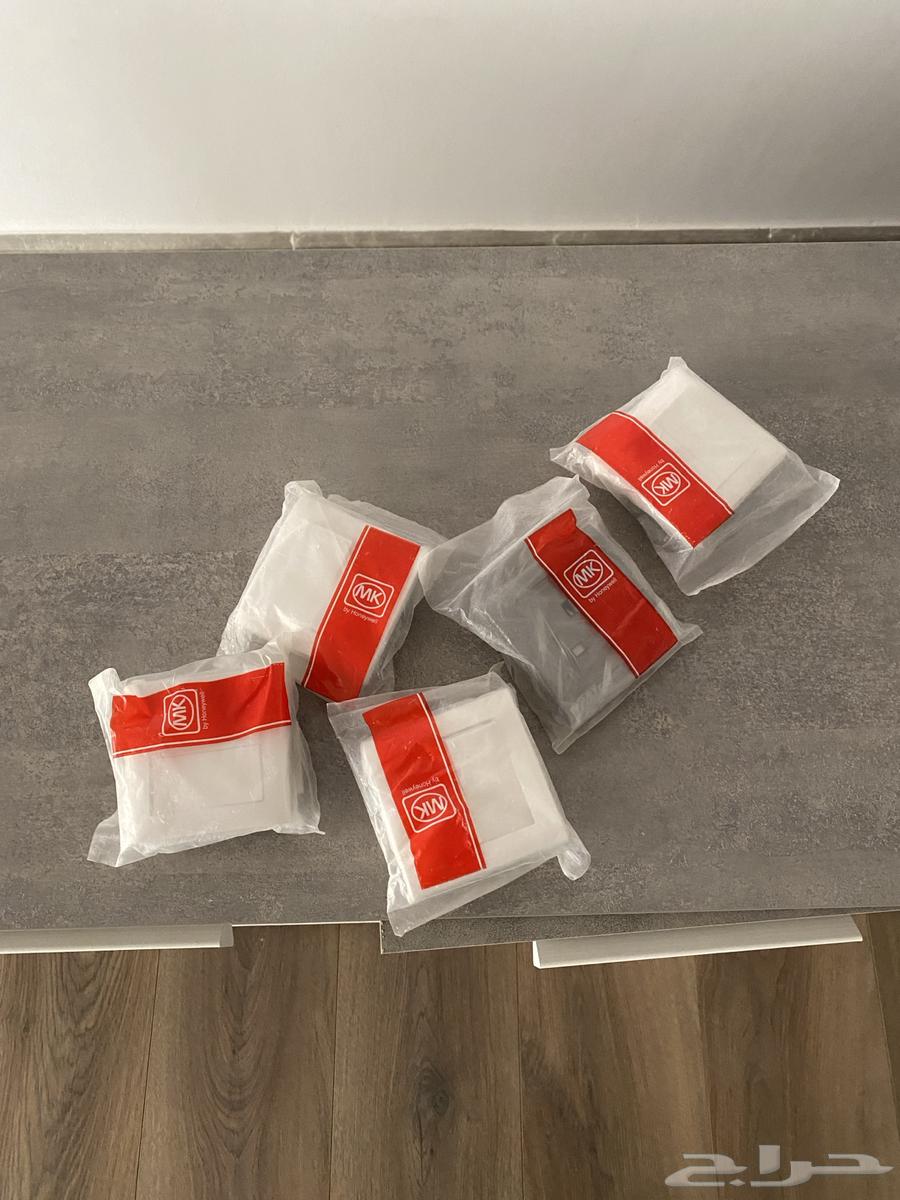 MK Switches and Sockets Decorations64458496946434110