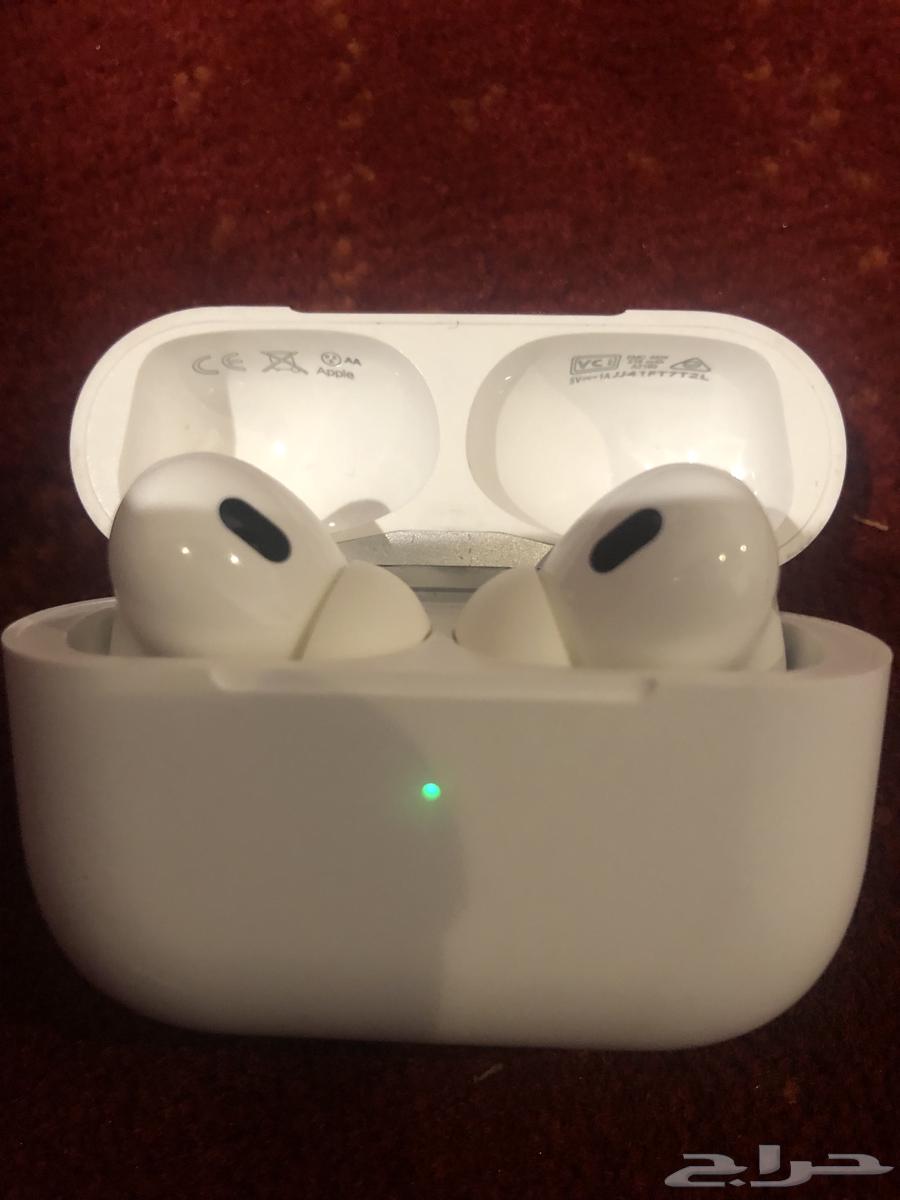 سماعة ايربودز اصلية نظيفه64317872702211110