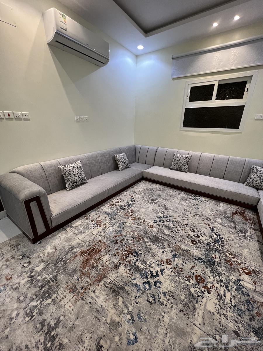 للبيع مجلس ارضي64320098137603112