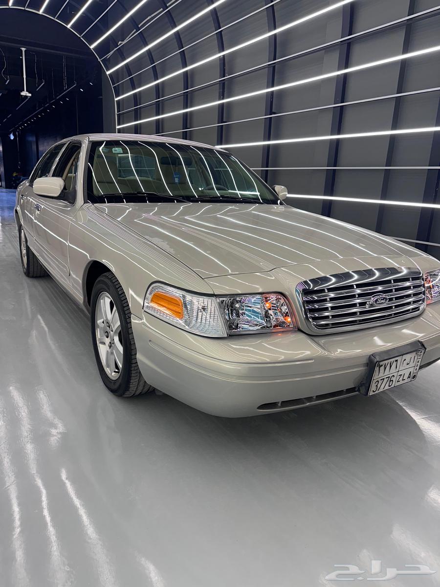 Crown Victoria64464761408258110