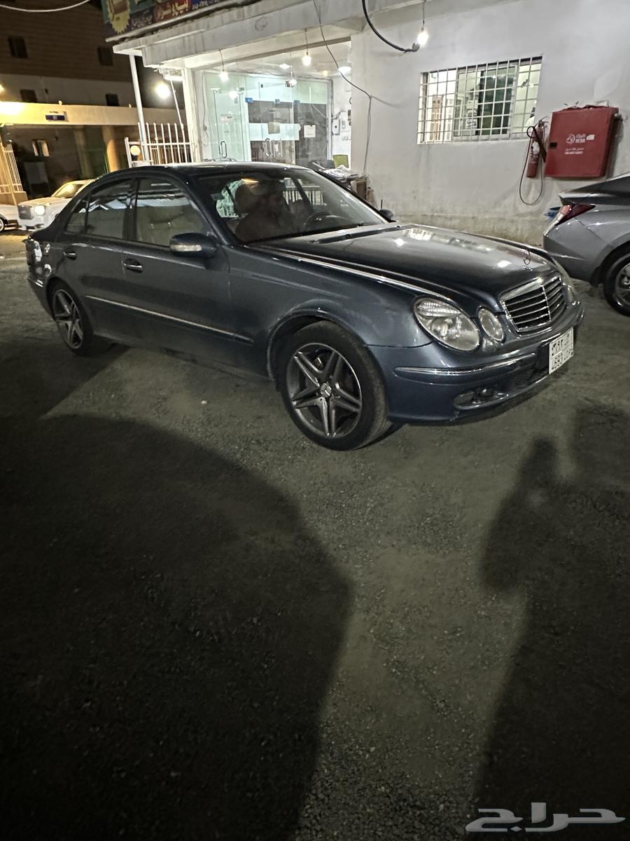 مرسيدس مديل 200664453696387586112