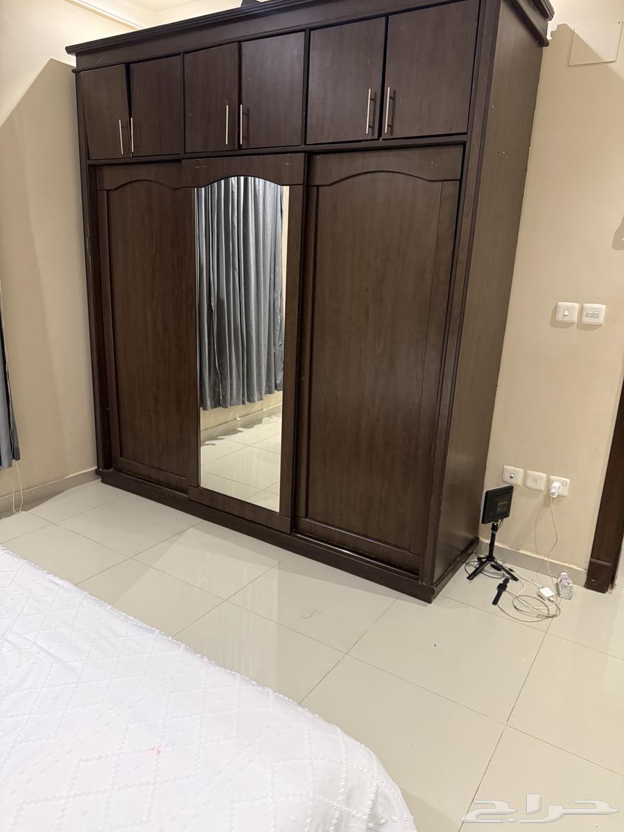 غرفة نوم كاملة نضيفة مع المرتبة السعر قابل للتفاوض64314414193027111