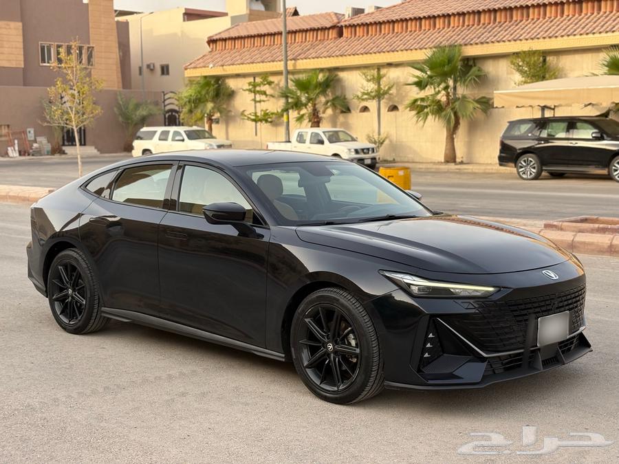 للبيع شانجان يوني في 202364464576834945110