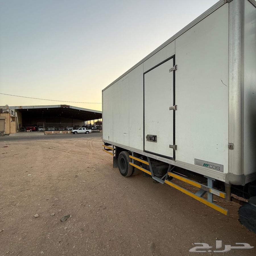 ثلاجة للبيع حافظه64462376223745111