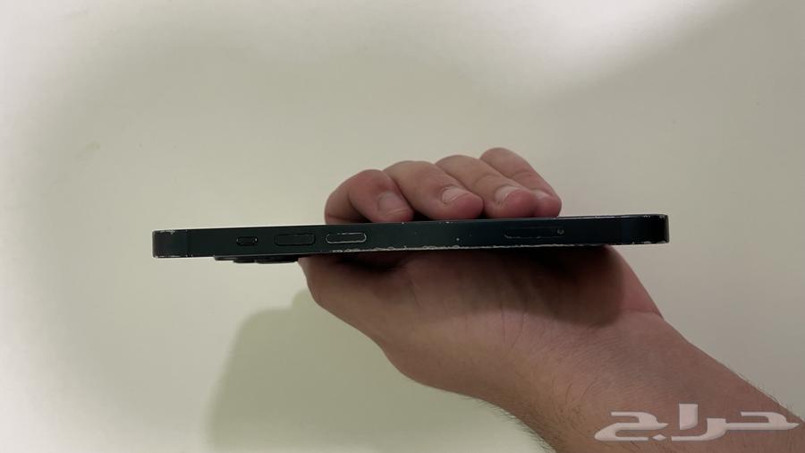 ايفون 14 اسود. سعر البيع 1000ريال64313238901763113