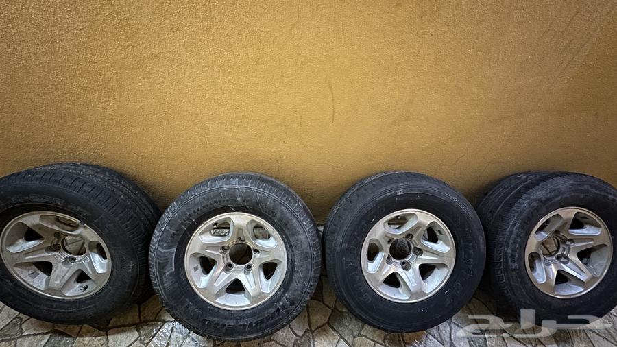 قطع جيب ربع64464845703171111