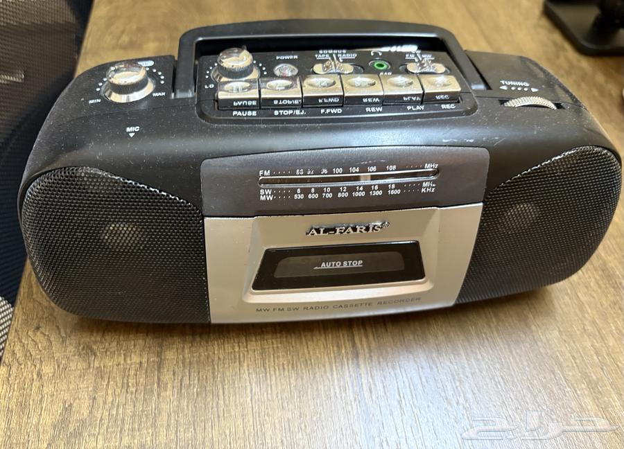 Al Faris Classic Radio and Cassette Recorder64460051212802110