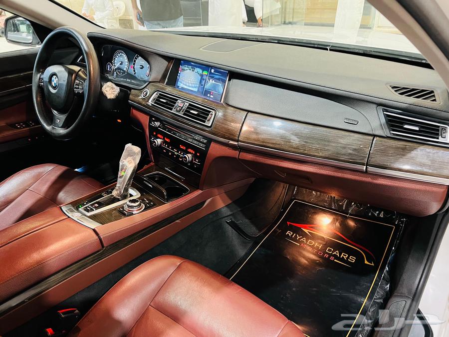 بي ام دبليو 2015 740Li ( بحالة ممتازة )64456448546947114