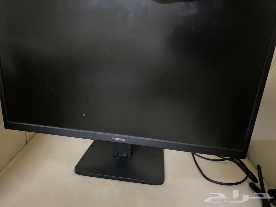 شاشه قيمنق للبيع حياه الله ب 150 ريال والملحقات   سلك HDMI64465015644033110