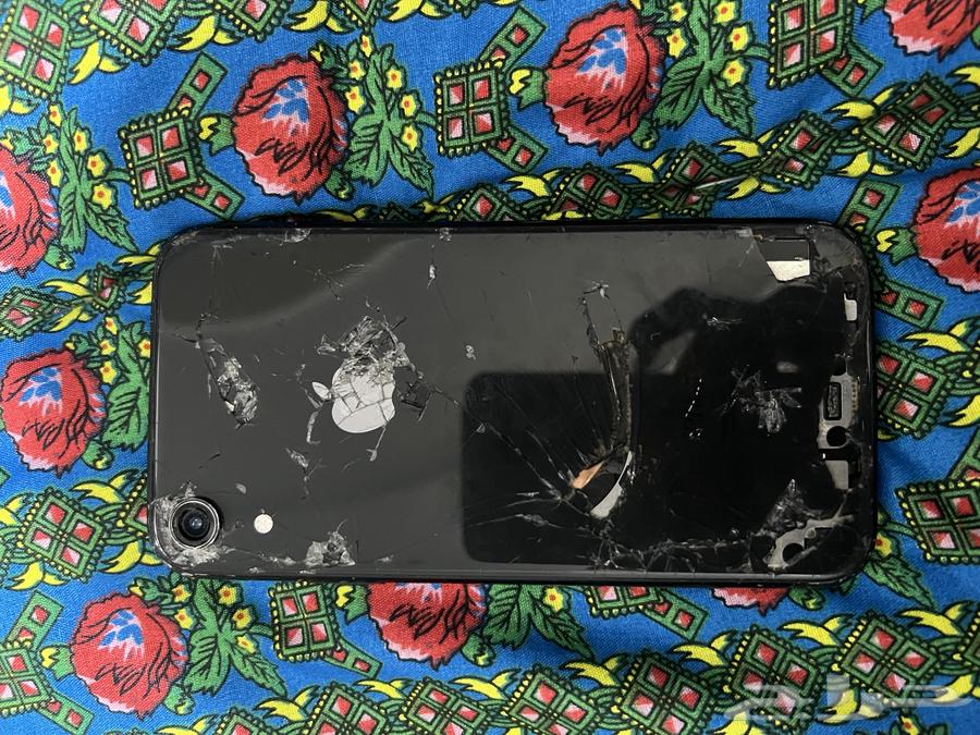 آيفون Xr64322312635138110