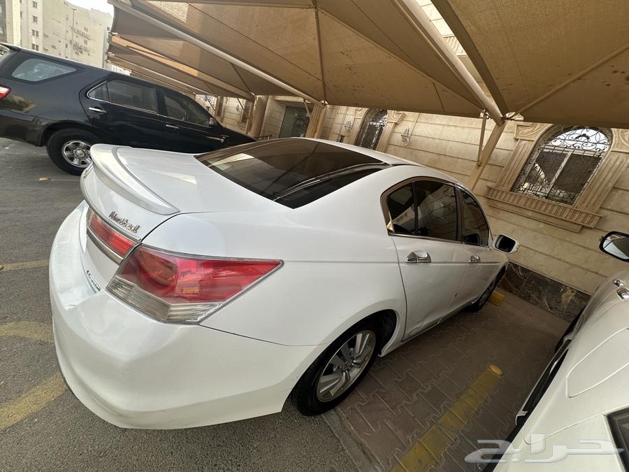 هوندا اكورد 2012 لميتد نظيفة64457500804482111