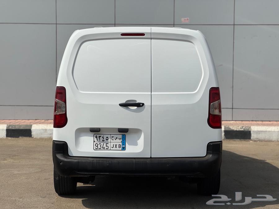 بيجو بارتنر الموديل 2023 ديزل البيع 34000 الف64463572652163110