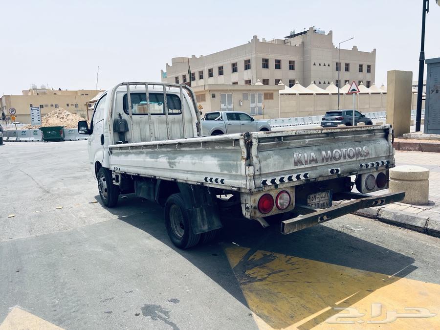 للبيع دينا كيا موديل 2012 ممشئ 270 الف شغال64364515295107113