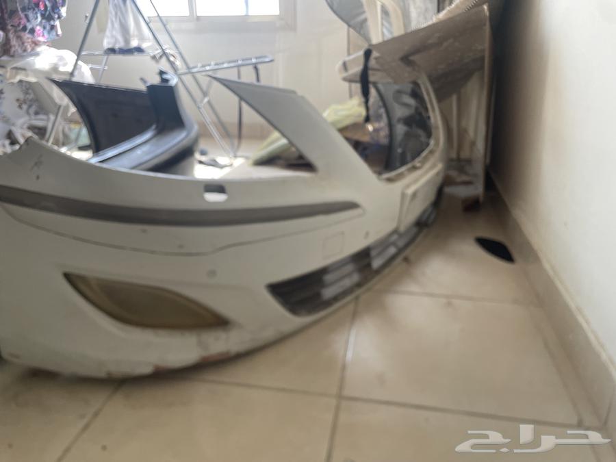 Front and rear Sadam64459184683778111