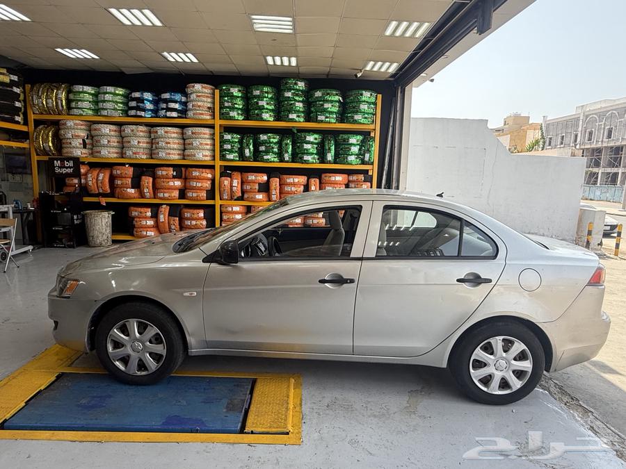 Mitsubishi Lancer 201564458615018242112
