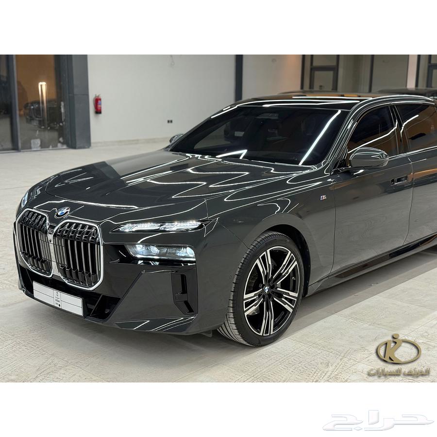 بي ام دبليو - 740i 2023 ناغي - عداد 24 الف فقط64462555088769112