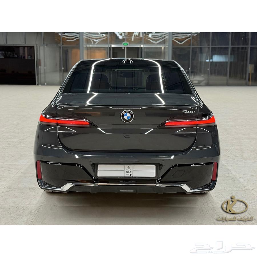 بي ام دبليو - 740i 2023 ناغي - عداد 24 الف فقط64462555088769114