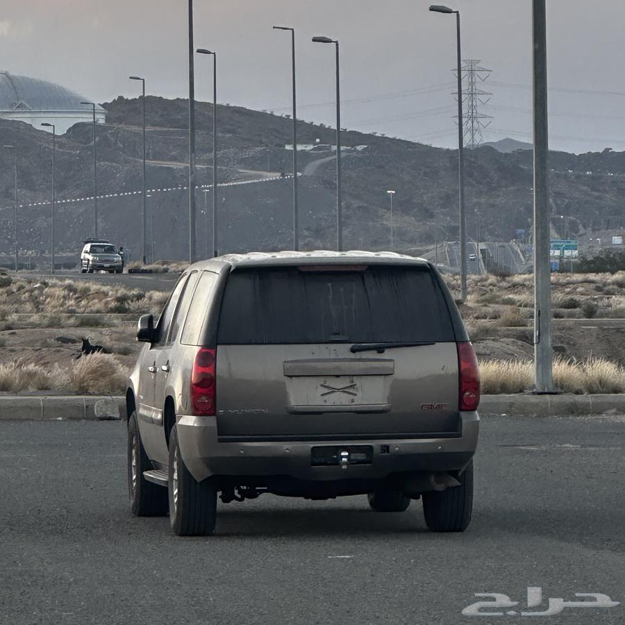 يوكن2007 بدون دبل قصير ممشى 390 الف سعودي64452902480899113