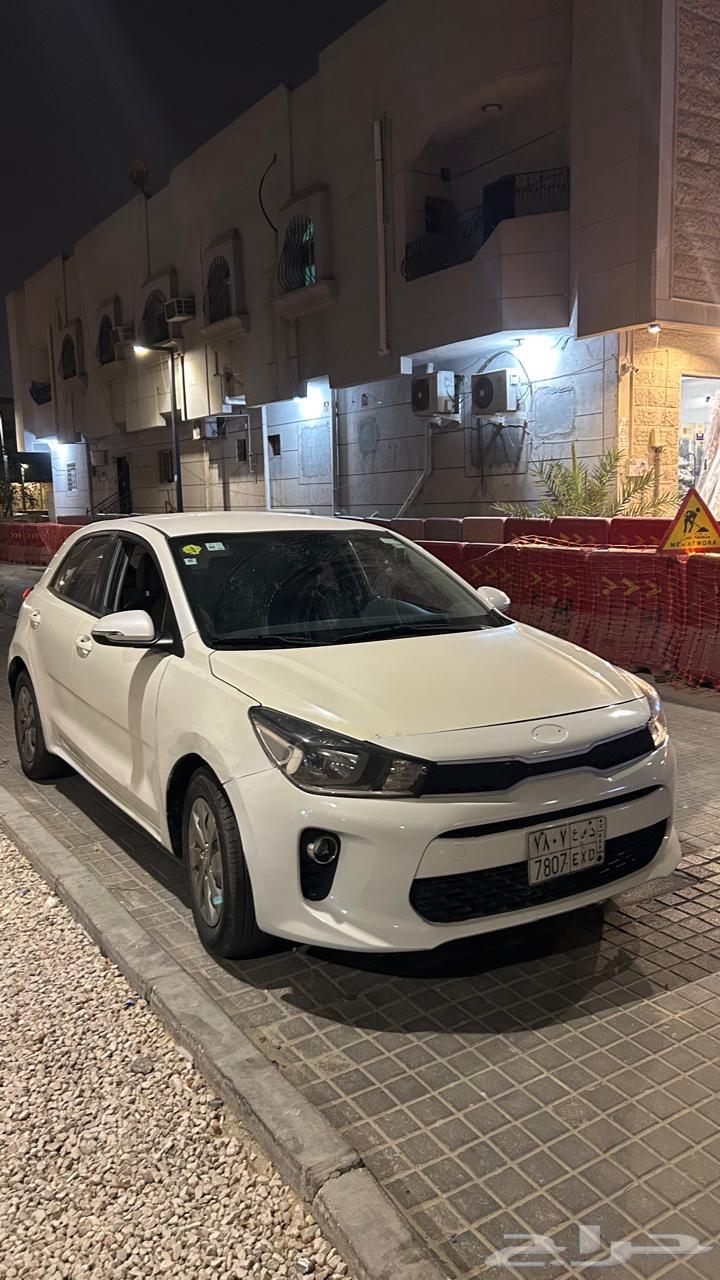 Kia Rio 201963618059351939112