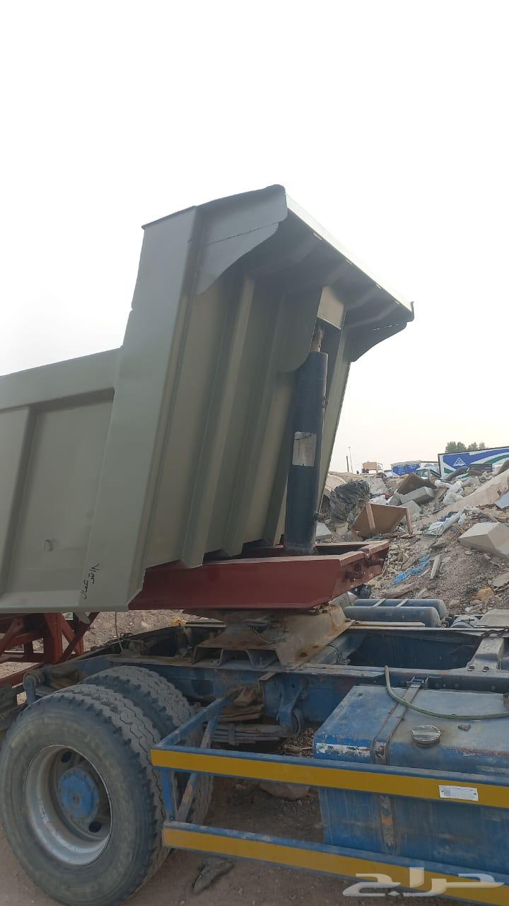 للبيع صندوق قلاب مقاس 18 م64457541606915111