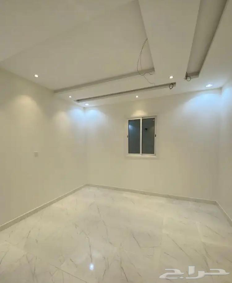 دور للبيع بحي رحاب مؤسس مصعد ع ارض مساحة 577 متر..63613844119427114
