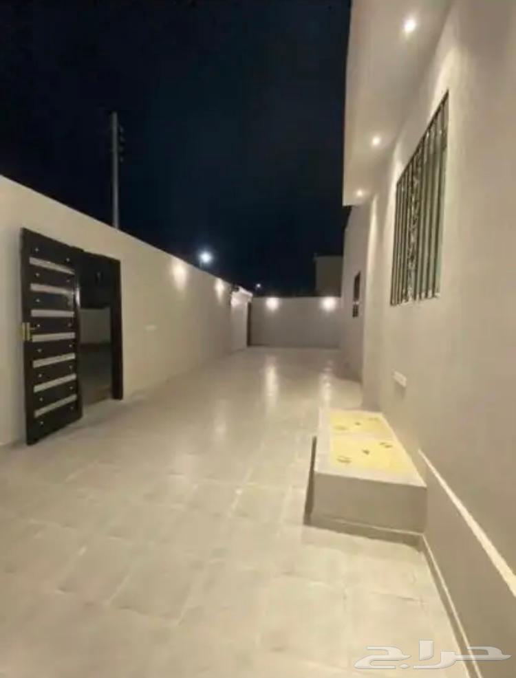 دور للبيع بحي رحاب مؤسس مصعد ع ارض مساحة 577 متر..63613844119427111