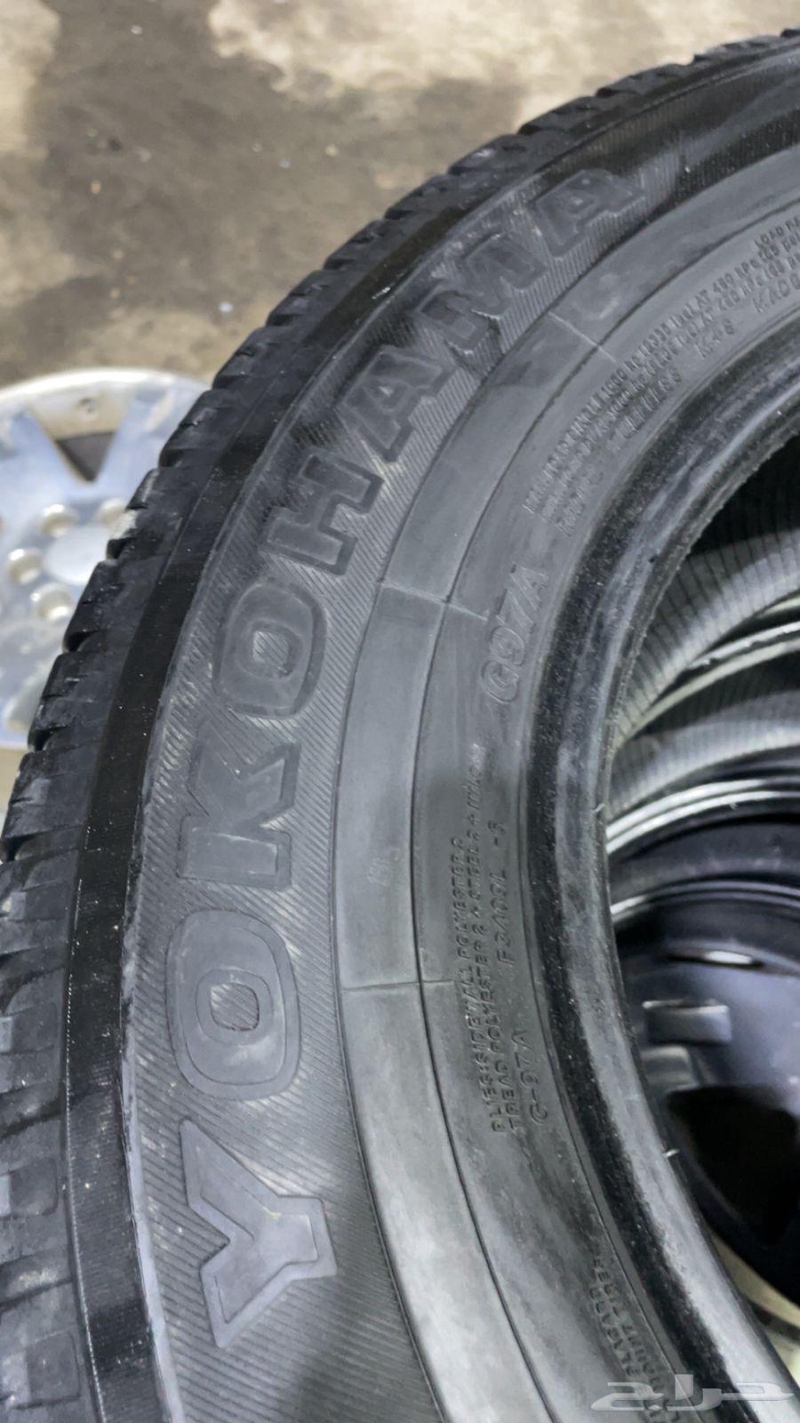 205 R 16 Yokohama Used Tires with Excellent Tread Pattern 24 L20063782777425155113