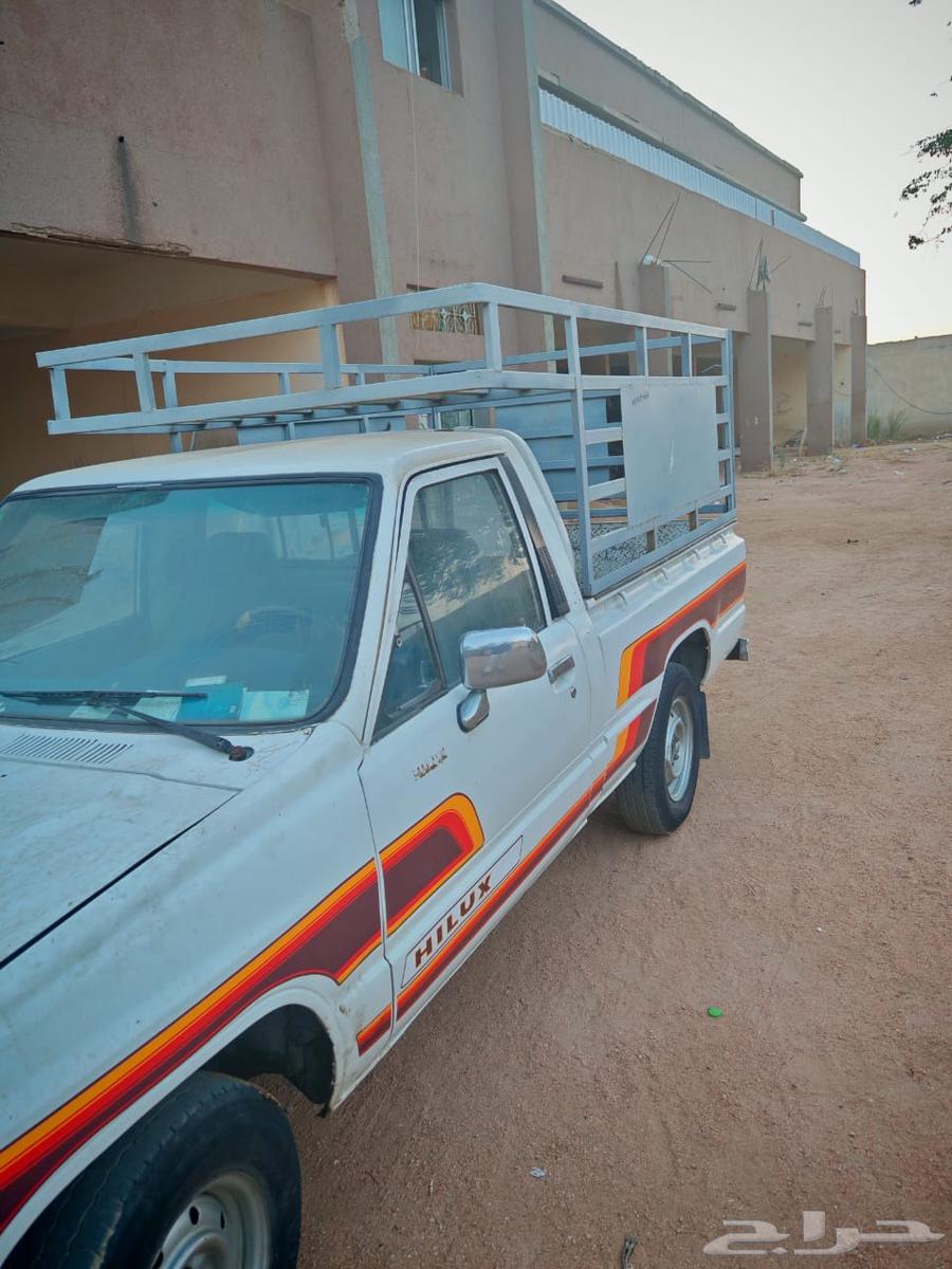 Toyota Hilux and Net Abu Ghummar one 84 model64456558124418110