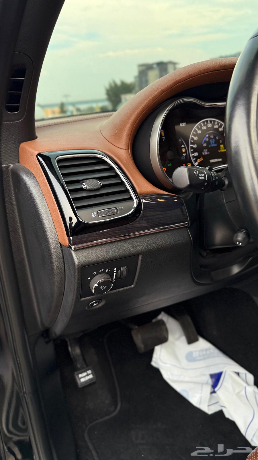 2020 Jeep Grand Cherokee Overland (Excellent Condition)64469585396866114