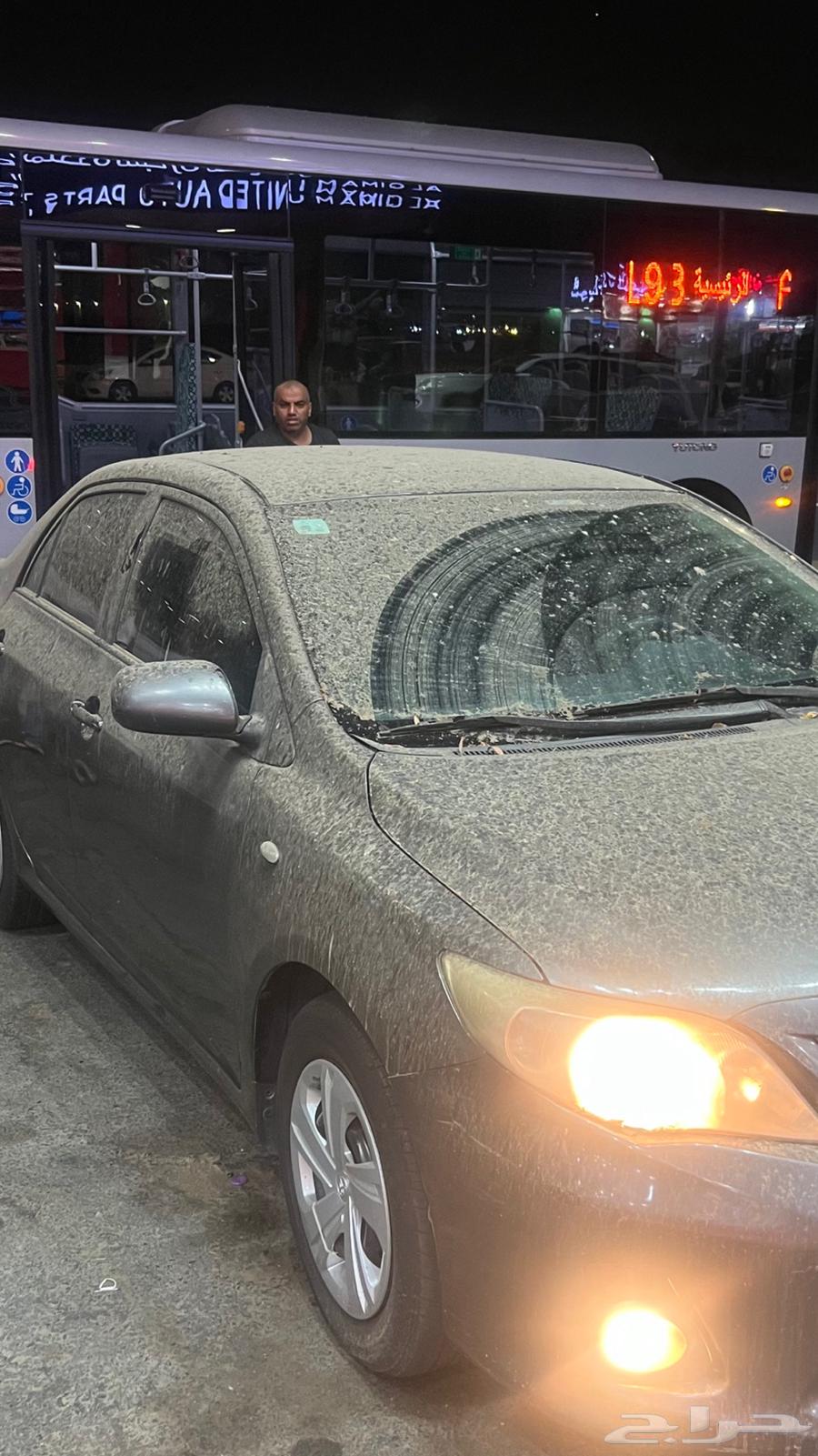 للبيع كرولا 2013 نظيفه ماشيه 400 مكينه وقير على الشرط64479217550722112