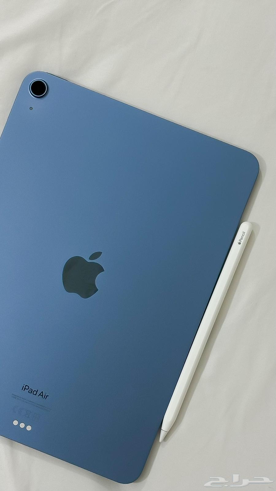 ايباد اير مع كيبورد وقلم ابل64331317348483110