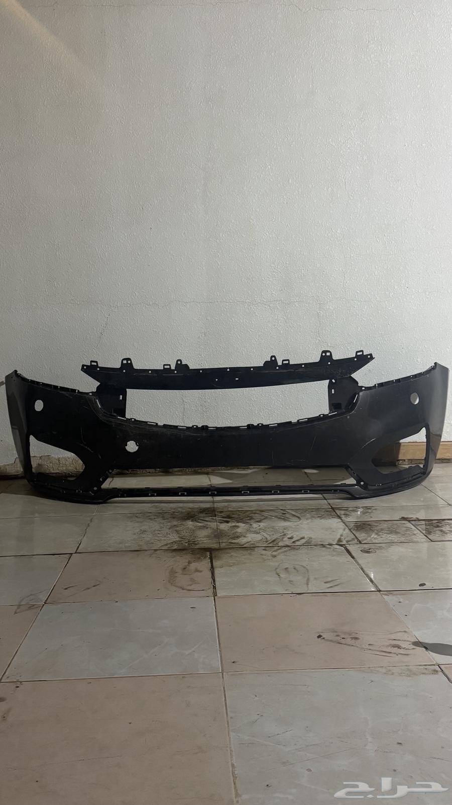 Sadam agency and its color is brown model from 2018 to 202064478031686530110