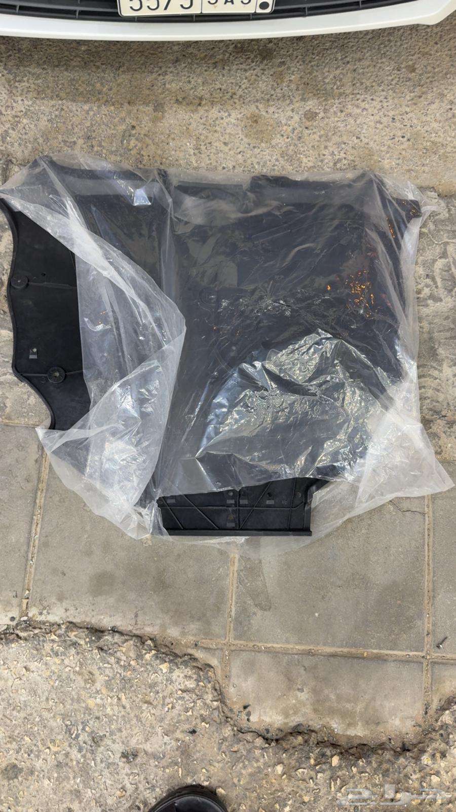 بطانة كامري جديده تركب من 18 لين 2564476461335299110