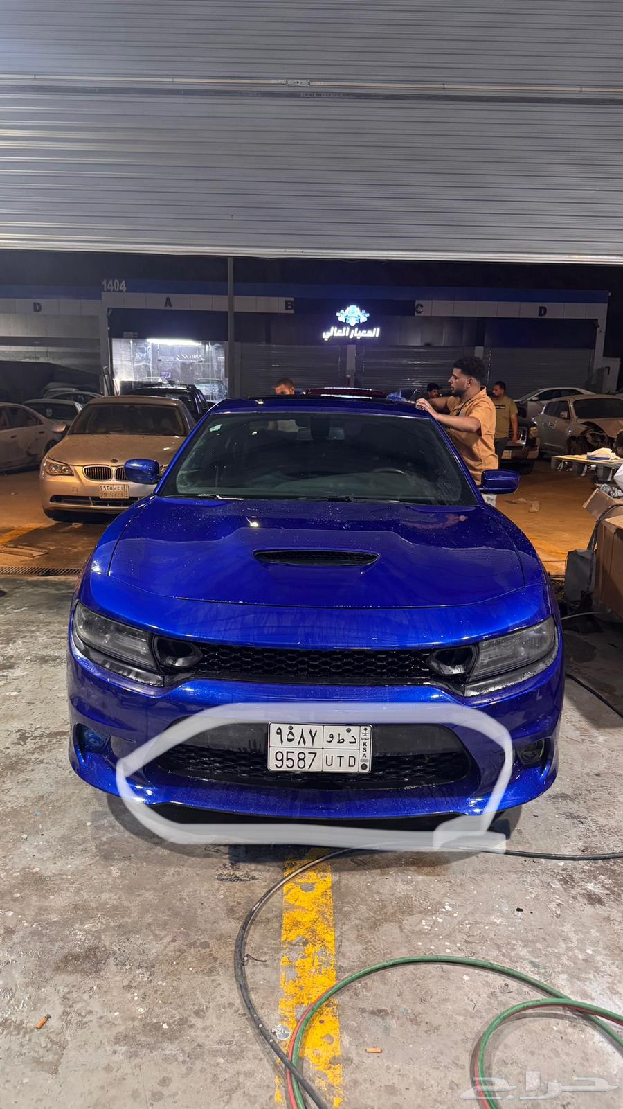 Lower impact grid for under charger64476907522947111