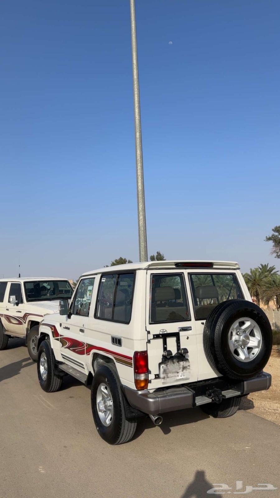 2015 Qarib64465857082754113