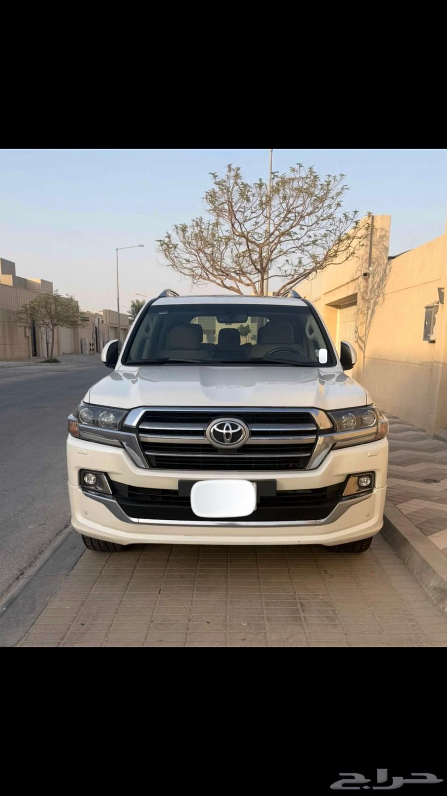 تويوتا لاندكروزر GXR 2019 جراند تورينق64477171516802110