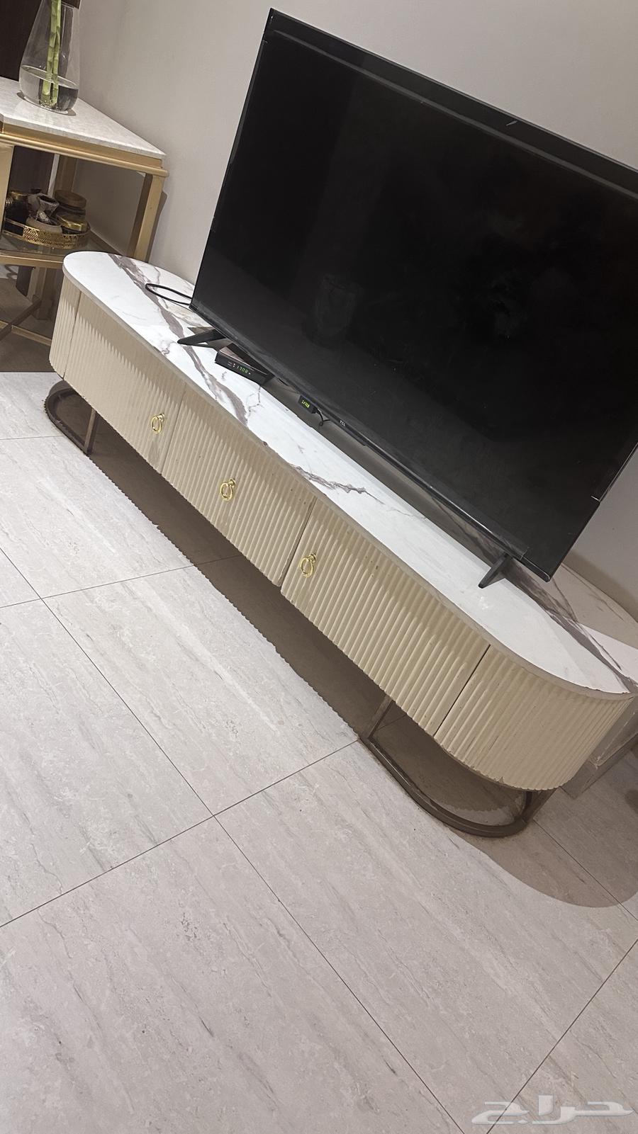 Tables64331513732993113