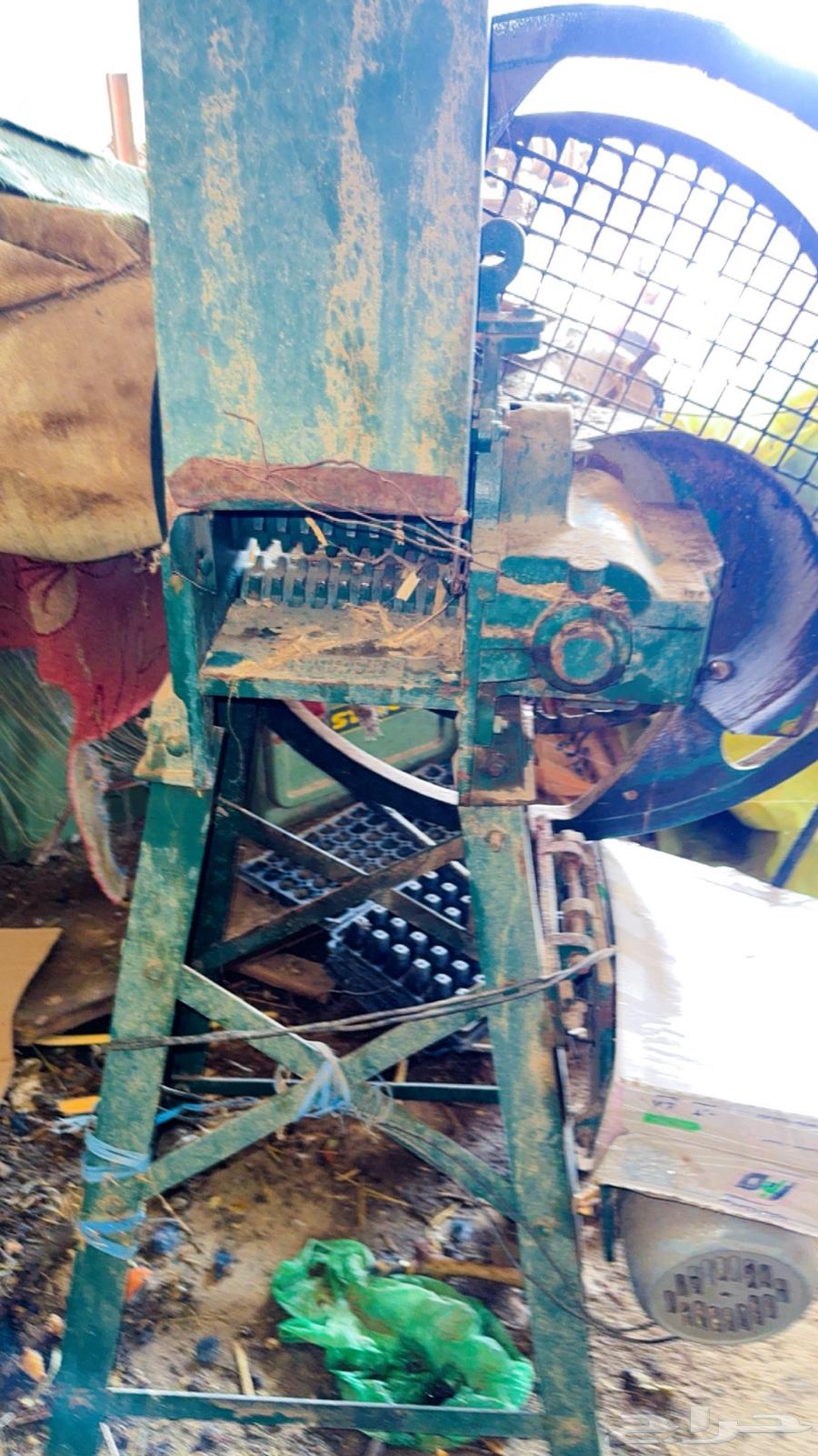 جاروشة اعلاف للبيع64328243800194112