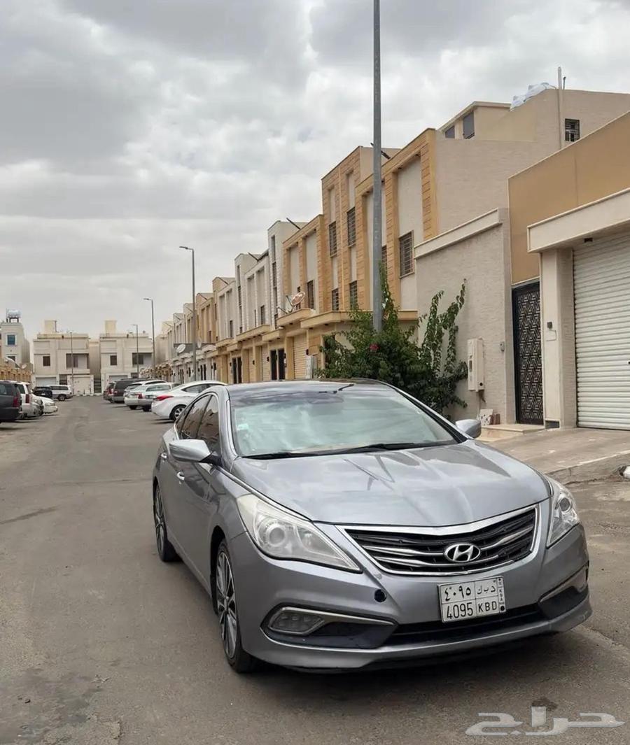 ازيرا 2016 نضيفه للبيع64475694902402111