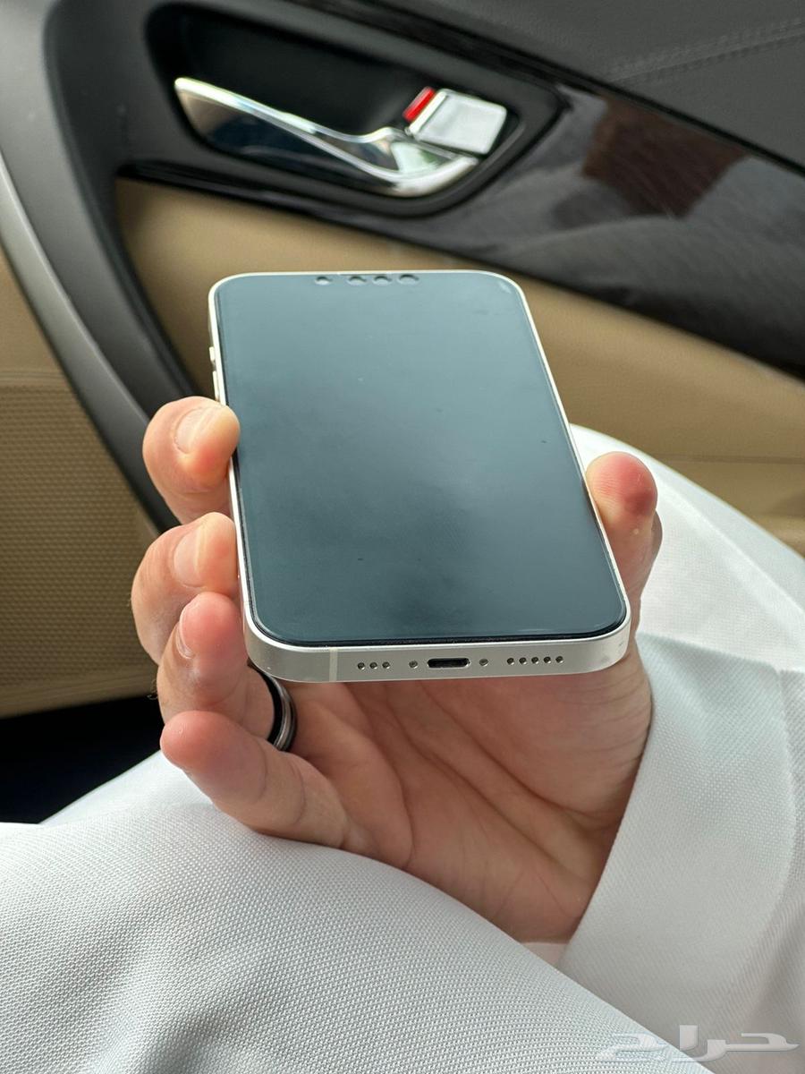 ايفون 1364327930870915114