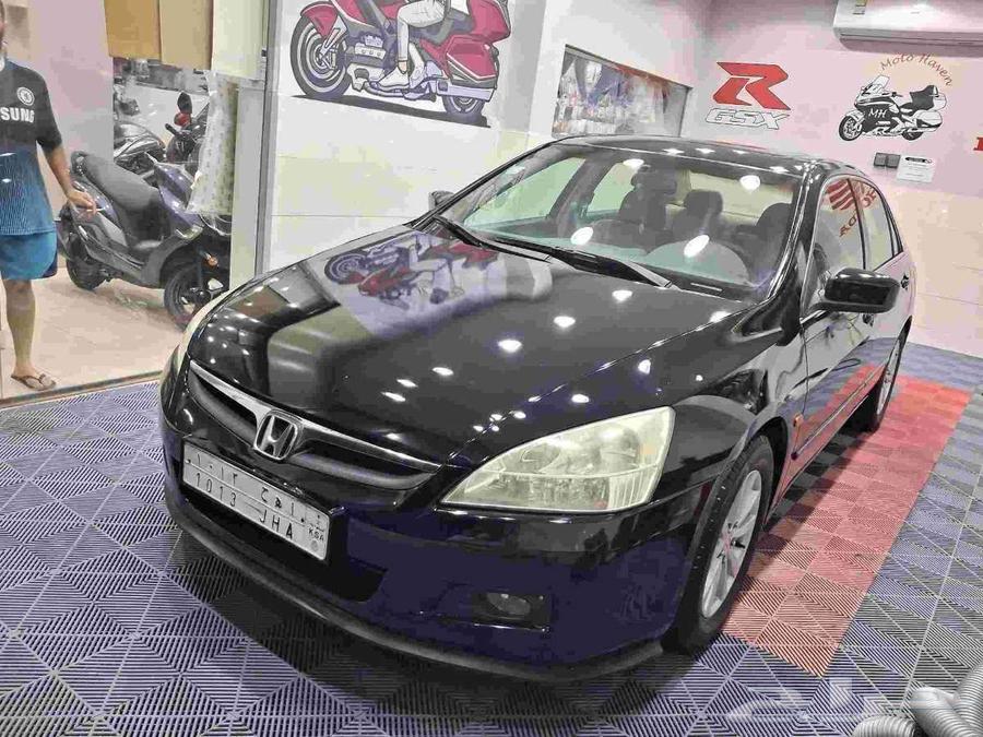 Honda Accord 200564465857095425111