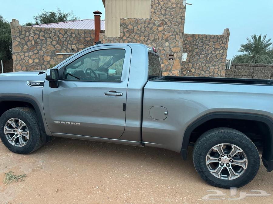 للبيع سييرا 2023 sle64470856064385113