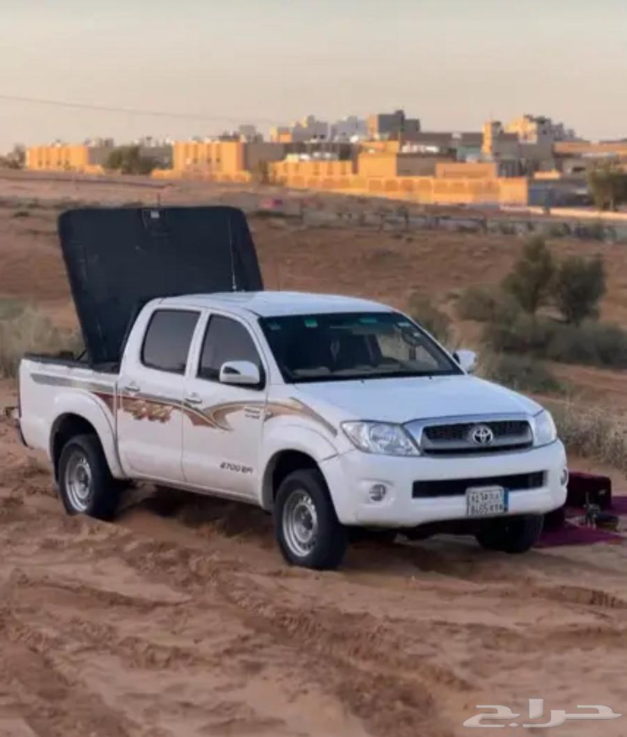 للبيع طبق هايلوكس اسود64478981093121112