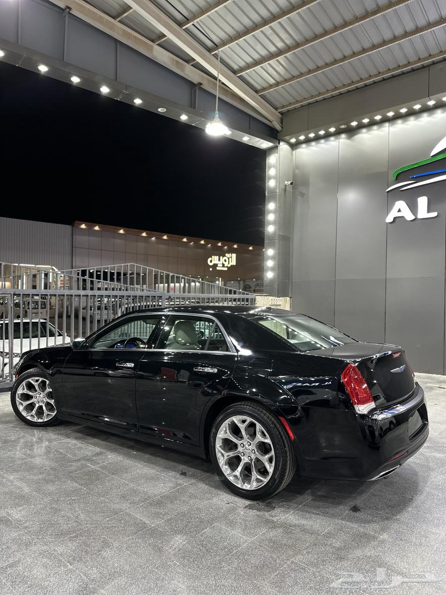 كرايزلر C300 اسود 2019 متوفر لدى معرض(عبيد الرشيدي)64467592041729114