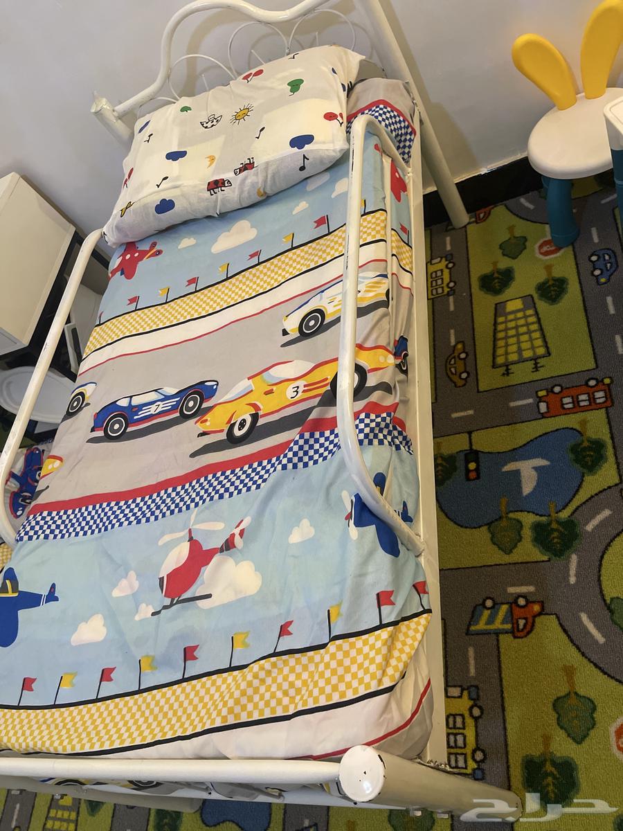 سرير أطفال للبيع استخدام نظيف64332607190787111