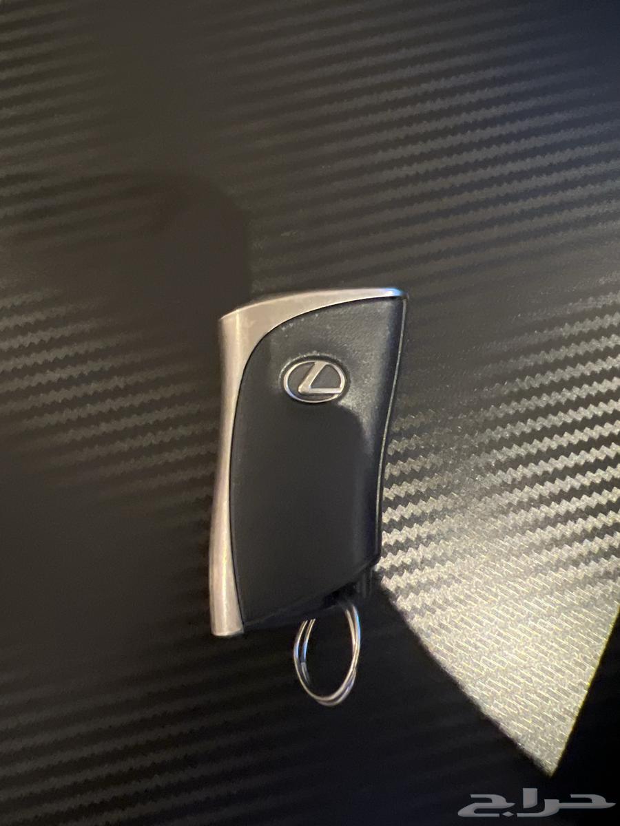 A new Lexus key from the agency ES202064467284897666110